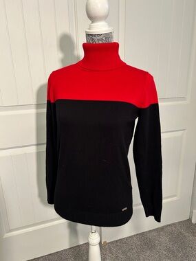 Calvin Klein Red and Black Colorblock Turtleneck Sweater M